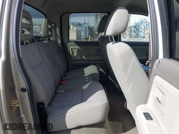 2007 Dodge Dakota SLT with VIN 1D7HE48N47S144084, listed as a IAAI auction lot 41798243 with 190,248 mi miles and . Bid and sale history available at carsss.com. Image 8.