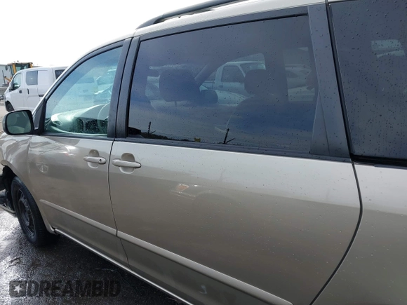 2006 Toyota Sienna CE with VIN 5TDZA23CX6S423583, listed as a IAAI auction lot 40900683 with 223,424 mi miles and . Bid and sale history available at DreamBid. Image 14.
