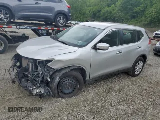 2015 Nissan Rogue SV z VIN KNMAT2MV0FP551185, wystawiony jako Copart lot #58253115 z przebiegiem 57 468 mil mil oraz Szkoda całkowita • Salvage title. Historia ofert i sprzedaży dostępna na DreamBid. Obrazek 1.
