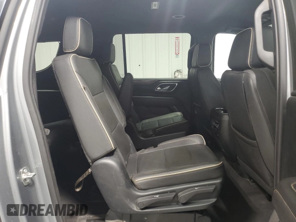 2023 Chevrolet Suburban Premier z VIN 1GNSCFKD9PR327710, wystawiony jako Copart lot #66029945 z przebiegiem 33 088 mil mil oraz Czysty tytuł • Clean title. Historia ofert i sprzedaży dostępna na DreamBid. Obrazek 11.