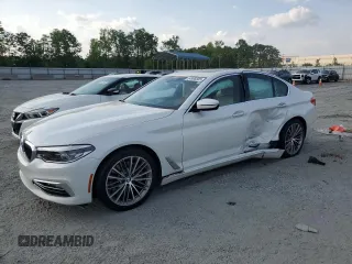 2018 BMW 5 Series 540i z VIN WBAJE5C53JG917921, wystawiony jako Copart lot #54985805 z przebiegiem 75 307 mil mil oraz Szkoda całkowita • Salvage title. Historia ofert i sprzedaży dostępna na DreamBid. Obrazek 1.