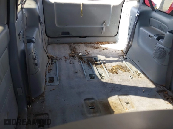 2002 Toyota Sienna LE с VIN 4T3ZF13C12U432578, выставлен на аукционе IAAI как лот 42300813 с пробегом 213 088 миль миль и . История ставок и продаж доступна на DreamBid. Изображение 8.