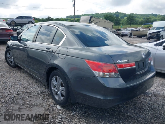 2012 Honda Accord LX Premium z VIN 1HGCP2F42CA104505, wystawiony jako IAAI lot #42520563 z przebiegiem 281 476 mil mil oraz . Historia ofert i sprzedaży dostępna na DreamBid. Obrazek 3.