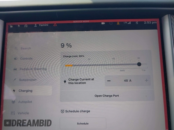 2018 Tesla Model X 75D with VIN 5YJXCAE21JF132628, listed as a IAAI auction lot 42081282 with 35,360 mi miles and . Bid and sale history available at carsss.com. Image 17.