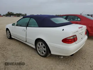 2000 Mercedes-Benz CLK 320/430 with VIN WDBLK65G8YT031599, listed as a Copart auction lot 78939144 with Not Provided miles and Non Repairable. Bid and sale history available at DreamBid. Image 2.