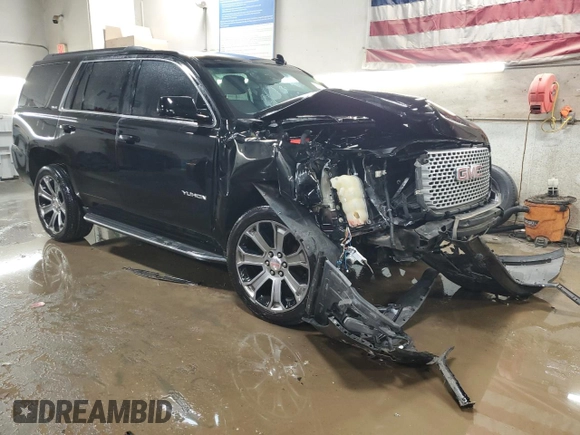 2017 GMC Yukon SLE with VIN 1GKS2AKC2HR187205, listed as a Copart auction lot 43006815 with 84,562 mi miles and Salvage Title. Bid and sale history available at carsss.com. Image 4.