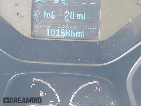 2012 Ford Focus SE with VIN 1FAHP3F23CL287402, listed as a IAAI auction lot 41814364 with 181,686 mi miles. Bid and sale history available at carsss.com. Image 15.
