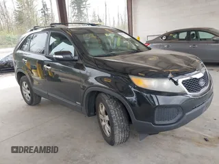 2011 Kia Sorento LX with VIN 5XYKTDA24BG170561, listed as a IAAI auction lot 42011756 with 211,833 mi miles. Bid and sale history available at carsss.com. Image 1.
