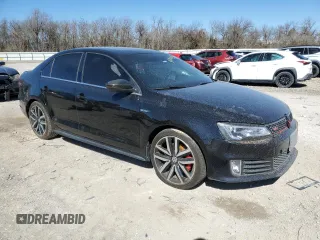 2014 Volkswagen Jetta GLI Edition 30 z VIN 3VW4S7AJ4EM325666, wystawiony jako Copart lot #47444345 z przebiegiem 182 665 mil mil oraz Szkoda całkowita • Salvage title. Historia ofert i sprzedaży dostępna na DreamBid. Obrazek 4.