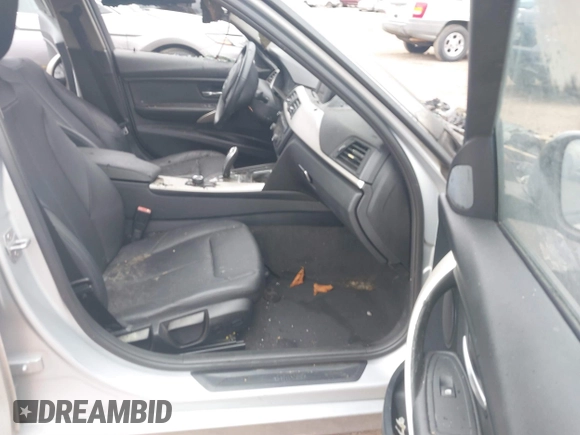 2015 BMW 3 Series 320i with VIN WBA3B1G56FNT03520, listed as a IAAI auction lot 40813367 with Not provided miles and . Bid and sale history available at DreamBid. Image 5.