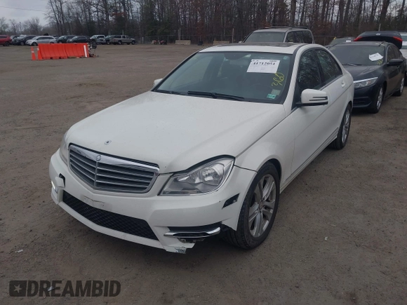 2012 Mercedes-Benz C-Class C 300 Sport with VIN WDDGF8BB8CR230160, listed as a IAAI auction lot 41712051 with 138,817 mi miles. Bid and sale history available at carsss.com. Image 17.