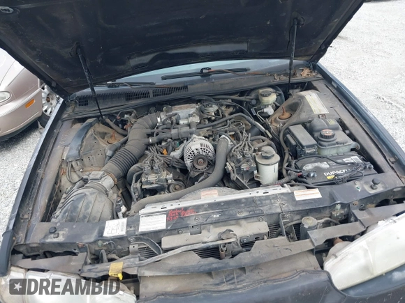 1997 Ford Thunderbird LX z VIN 1FALP62W9VH102330, wystawiony jako IAAI lot #41625557 z przebiegiem 48 826 mil mil oraz . Historia ofert i sprzedaży dostępna na DreamBid. Obrazek 10.