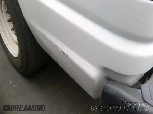 2010 Ford Econoline Cargo Commercial z VIN 1FTNE1EW0ADA90769, wystawiony jako IAAI lot #42398483 z przebiegiem 258 005 mil mil oraz . Historia ofert i sprzedaży dostępna na DreamBid. Obrazek 12.