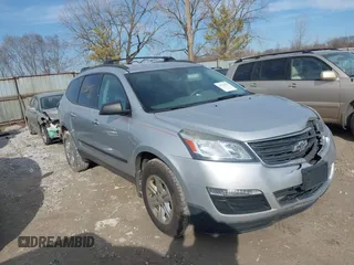 2013 Chevrolet Traverse LS with VIN 1GNKRFEDXDJ268221, listed as a IAAI auction lot 41722075 with 142,993 mi miles. Bid and sale history available at carsss.com. Image 13.