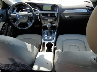 2015 Audi A4 Premium z VIN WAUBFAFLXFN023485, wystawiony jako Copart lot #51520335 z przebiegiem 85 913 mil mil oraz Szkoda całkowita • Salvage title. Historia ofert i sprzedaży dostępna na DreamBid. Obrazek 8.