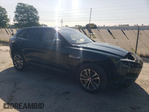 2018 Jaguar F-Pace 25t Premium with VIN SADCJ2FX7JA248983, listed as a Copart auction lot 59092755 with 102,771 mi miles and Salvage title. Bid and sale history available at DreamBid. Image 4.