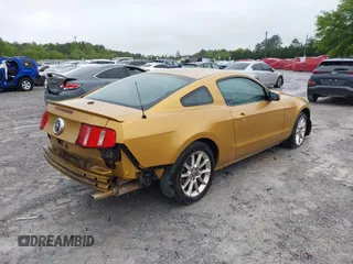 2010 Ford Mustang V6 with VIN 1ZVBP8AN6A5105768, listed as a IAAI auction lot 41964355 with 180,654 mi miles. Bid and sale history available at carsss.com. Image 4.