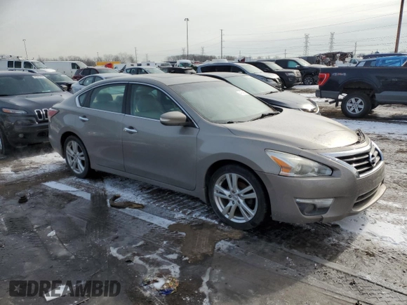 2014 Nissan Altima S with VIN 1N4BL3AP6EN236875, listed as a Copart auction lot 44554055 with 120,119 mi miles and Clean title. Bid and sale history available at DreamBid. Image 4.