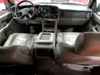 2005 Chevrolet Avalanche Z71 z VIN 3GNEK12Z35G224598, wystawiony jako Copart lot #51438405 z przebiegiem 180 023 mil mil oraz Czysty tytuł • Clean title. Historia ofert i sprzedaży dostępna na DreamBid. Obrazek 8.