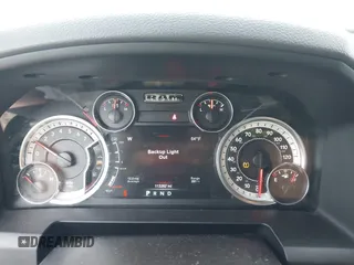 2015 Ram 1500 Big Horn с VIN 3C6RR7LT1FG598249, выставлен на аукционе IAAI как лот 42205424 с пробегом 113 262 миль миль и . История ставок и продаж доступна на DreamBid. Изображение 7.