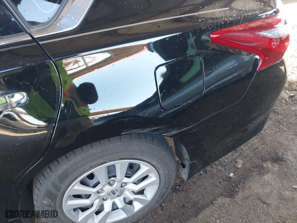 2018 Nissan Altima 2.5 SL with VIN 1N4AL3AP9JC270911, listed as a IAAI auction lot 41375582 with 90,449 mi miles. Bid and sale history available at carsss.com. Image 6.