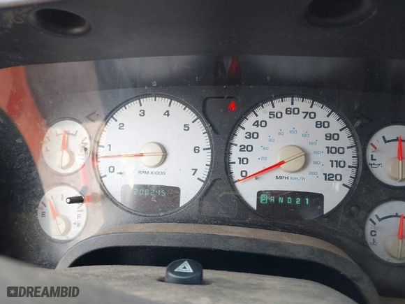 2005 Dodge Ram 1500 SLT with VIN 1D7HA18D45S281797, listed as a IAAI auction lot 42039050 with 208,245 mi miles. Bid and sale history available at carsss.com. Image 7.