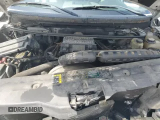2004 Ford F-150 XLT z VIN 1FTPX04574KC02358, wystawiony jako Copart lot #61092185 z przebiegiem 32 876 mil mil oraz Szkoda całkowita • Salvage title. Historia ofert i sprzedaży dostępna na DreamBid. Obrazek 11.