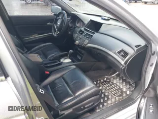 2008 Honda Accord EX-L z VIN 1HGCP36828A073076, wystawiony jako IAAI lot #42305586 z przebiegiem 308 300 mil mil oraz . Historia ofert i sprzedaży dostępna na DreamBid. Obrazek 5.