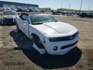 2011 Chevrolet Camaro 2LT z VIN 2G1FC3DD9B9207052, wystawiony jako Copart lot #57217725 z przebiegiem 100 845 mil mil oraz Czysty tytuł • Clean title. Historia ofert i sprzedaży dostępna na DreamBid. Obrazek 14.