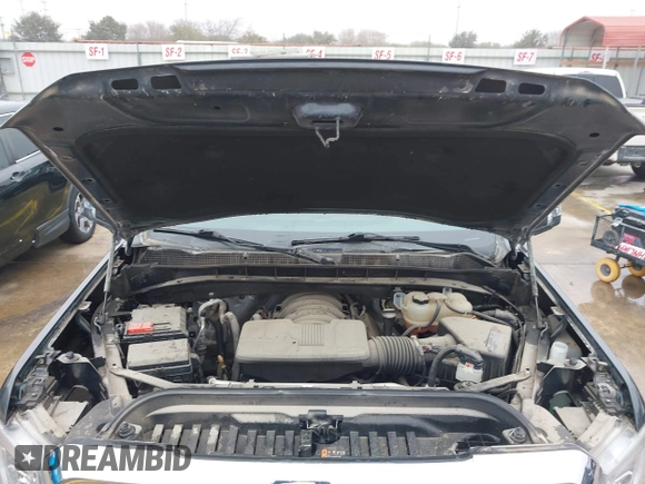 2020 GMC Sierra 1500 Denali z VIN 1GTU9FEL1LZ120581, wystawiony jako IAAI lot #41428827 z przebiegiem 97 917 mil mil oraz . Historia ofert i sprzedaży dostępna na DreamBid. Obrazek 10.