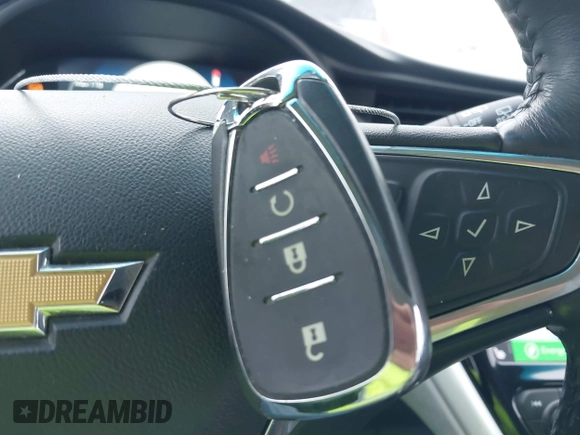 2017 Chevrolet Bolt EV LT z VIN 1G1FW6S09H4177071, wystawiony jako IAAI lot #42163824 z przebiegiem 65 327 mil mil oraz . Historia ofert i sprzedaży dostępna na DreamBid. Obrazek 11.