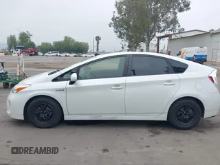 2015 Toyota Prius Four with VIN JTDKN3DU7F0426088, listed as a IAAI auction lot 42157924 with 109,746 mi miles and . Bid and sale history available at DreamBid. Image 14.