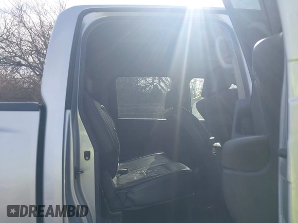 2005 Nissan Titan SE with VIN 1N6BA07B15N543247, listed as a IAAI auction lot 41152742 with 172,088 mi miles and . Bid and sale history available at DreamBid. Image 8.