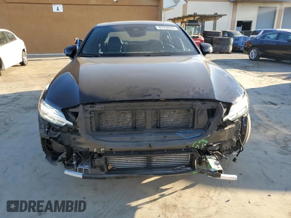 2021 Volvo S60 R-Design with VIN 7JRBR0FM5MG113529, listed as a Copart auction lot 87932845 with 33,639 mi miles and Salvage Title. Bid and sale history available at carsss.com. Image 5.