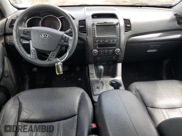 2013 Kia Sorento SX with VIN 5XYKW4A21DG387284, listed as a Copart auction lot 60813535 with 194,257 mi miles and Salvage title. Bid and sale history available at DreamBid. Image 8.