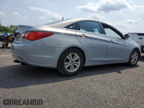 2011 Hyundai Sonata GLS z VIN 5NPEB4AC3BH246420, wystawiony jako Copart lot #60314015 z przebiegiem 162 893 mil mil oraz Szkoda całkowita • Salvage title. Historia ofert i sprzedaży dostępna na DreamBid. Obrazek 3.
