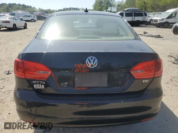 2013 Volkswagen Jetta TDI w/Premium с VIN 3VWLL7AJ5DM389660, выставлен на аукционе Copart как лот 53796405 с пробегом 82 151 миль миль и Чистый • Clean title. История ставок и продаж доступна на DreamBid. Изображение 6.