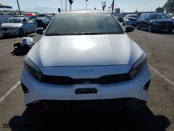 2022 Kia Forte GT-Line with VIN 3KPF54AD4NE483771, listed as a Copart auction lot 61010214 with 35,446 mi miles and Salvage Title. Bid and sale history available at carsss.com. Image 5.