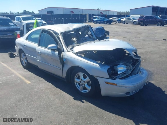 2003 Mercury Sable GS with VIN 1MEFM50U83A608330, listed as a IAAI auction lot 41652880 with 218,651 mi miles. Bid and sale history available at carsss.com. Image 1.