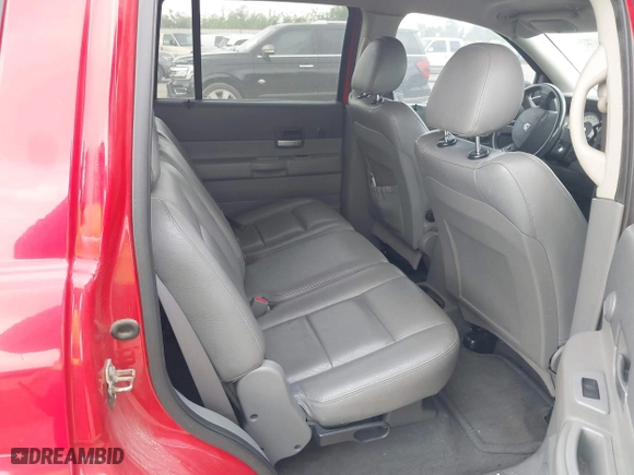 2004 Dodge Durango SLT with VIN 1D4HD48D54F175355, listed as a IAAI auction lot 41929379 with 257,620 mi miles. Bid and sale history available at carsss.com. Image 8.