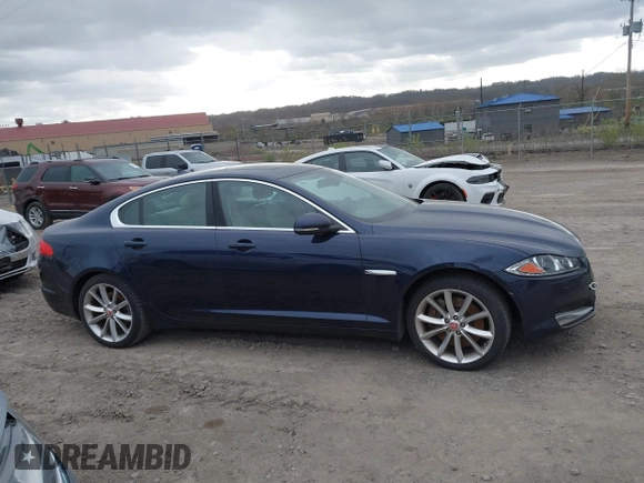 2015 Jaguar XF V6 Portfolio with VIN SAJWJ0FF5F8U67140, listed as a IAAI auction lot 41967522 with 68,000 mi miles. Bid and sale history available at carsss.com. Image 14.