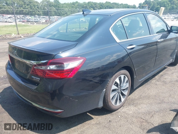 2017 Honda Accord Touring with VIN JHMCR6F74HC005706, listed as a IAAI auction lot 42585878 with 158,388 mi miles and . Bid and sale history available at DreamBid. Image 4.