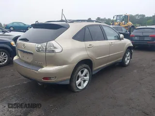 2005 Lexus RX 330 z VIN 2T2HA31U05C049002, wystawiony jako IAAI lot #42398781 z przebiegiem 158 979 mil mil oraz . Historia ofert i sprzedaży dostępna na DreamBid. Obrazek 4.
