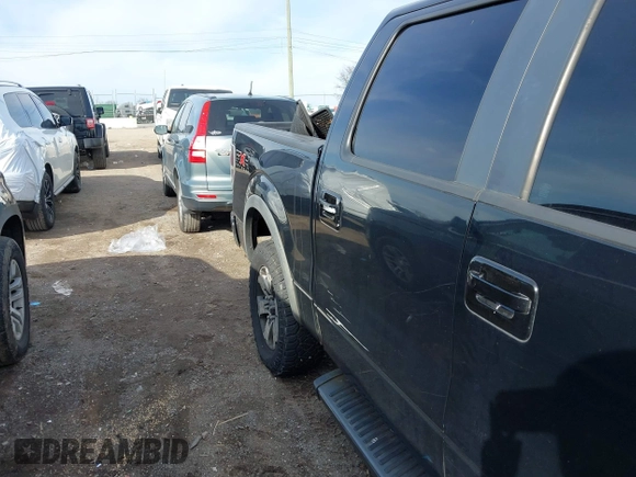 2011 Ford F-150 XLT with VIN 1FTFW1ET8BFC87962, listed as a IAAI auction lot 41660801 with 197,092 mi miles. Bid and sale history available at carsss.com. Image 6.