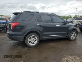 2014 Ford Explorer XLT with VIN 1FM5K7D82EGA54225, listed as a Copart auction lot 56227785 with 220,809 mi miles and Clean title. Bid and sale history available at DreamBid. Image 3.