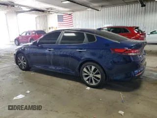 2018 Kia Optima LX z VIN 5XXGT4L33JG250352, wystawiony jako Copart lot #56005915 z przebiegiem 68 430 mil mil oraz Czysty tytuł • Clean title. Historia ofert i sprzedaży dostępna na DreamBid. Obrazek 2.