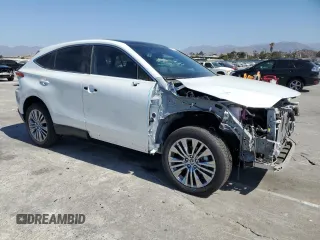 2023 Toyota Venza LE with VIN JTEAAAAH9PJ147042, listed as a Copart auction lot 71217684 with 7,536 mi miles and Salvage Title. Bid and sale history available at carsss.com. Image 4.