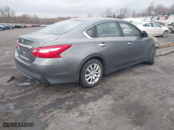 2017 Nissan Altima 2.5 S with VIN 1N4AL3AP1HN358317, listed as a IAAI auction lot 41071497 with 1 mi miles. Bid and sale history available at carsss.com. Image 4.