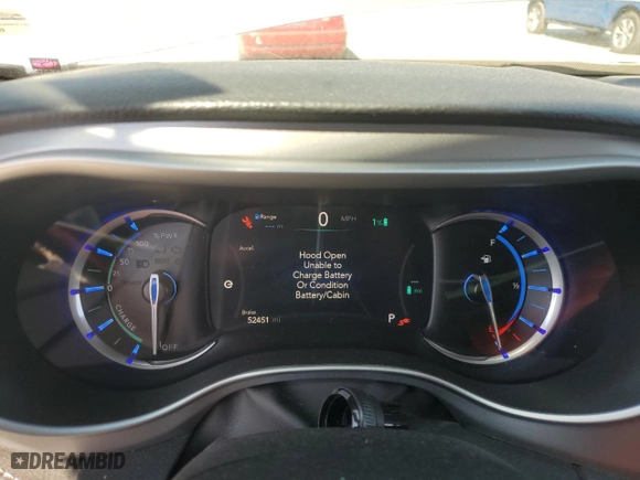 2021 Chrysler Pacifica Hybrid Touring L with VIN 2C4RC1L74MR529704, listed as a Copart auction lot 49604955 with 52,451 mi miles and Non Repairable. Bid and sale history available at carsss.com. Image 9.