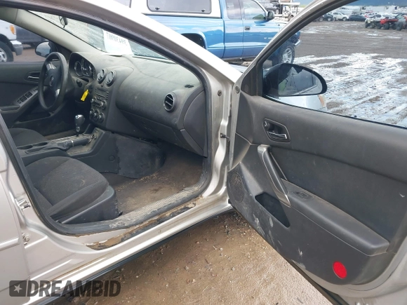 2006 Pontiac G6 6-Cyl z VIN 1G2ZG558364252569, wystawiony jako IAAI lot #40725811 z przebiegiem 183 079 mil mil oraz . Historia ofert i sprzedaży dostępna na DreamBid. Obrazek 5.